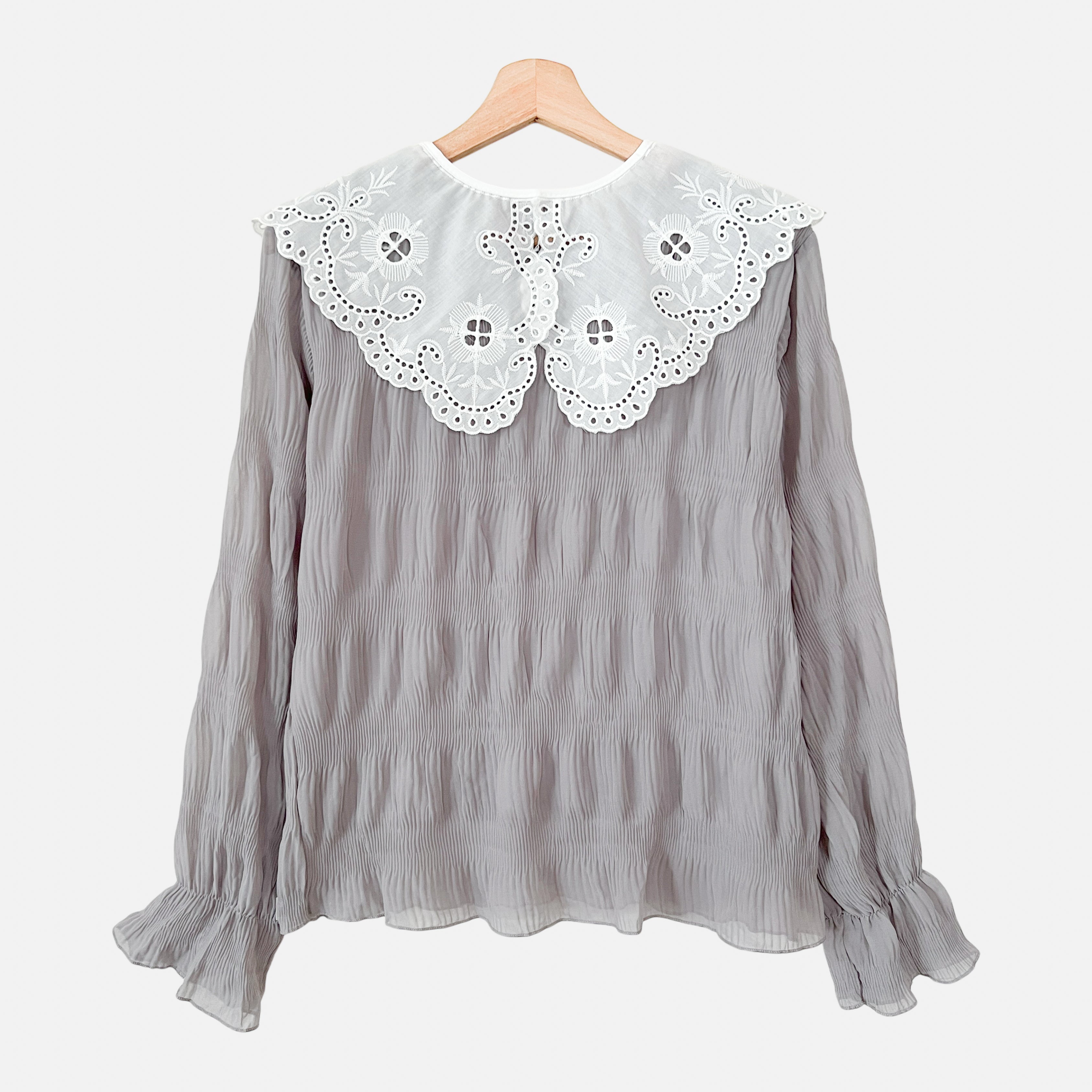 COCOMOMO Peter Pan Collar Top (S3925-26)