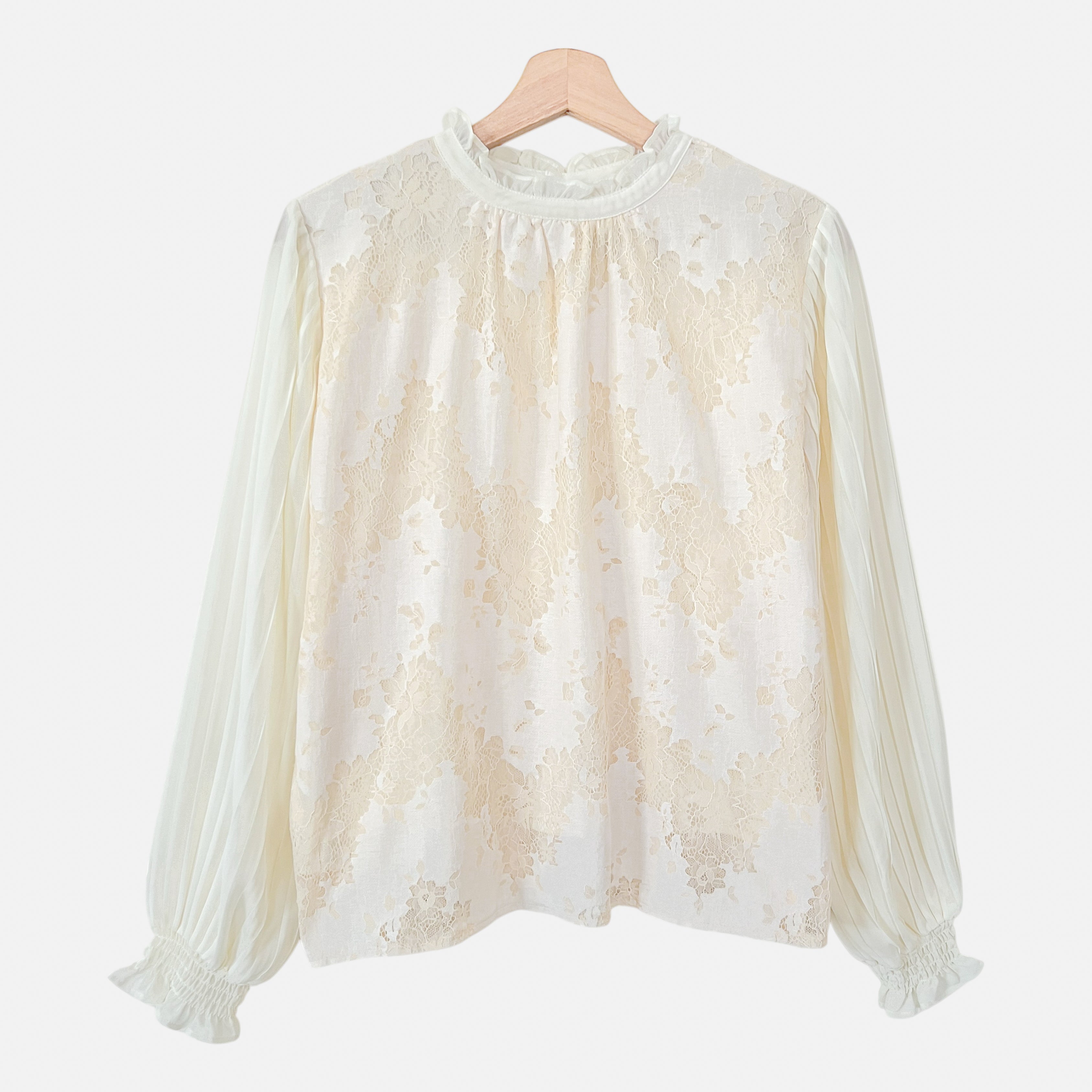 Pleated Balloon Sleeves Lace Top (S3925-22)